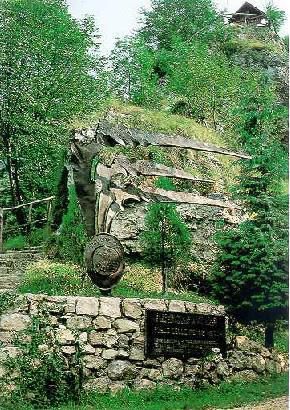 Monumento simbolo delle Penne Mozze